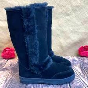 NIB "WITTY " WOMEN'S BLACK FURRY GENUINE LEATHER SNOWBOOTS SIZE 6